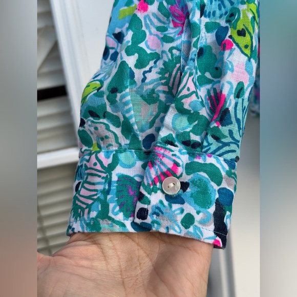Lilly Pulitzer Sea View Linen Button Down Top In Multi Dive Bar, Size M - Picture 9 of 16